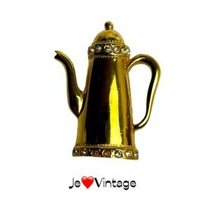 3/20$ Vintage kettle brooch who loves tea